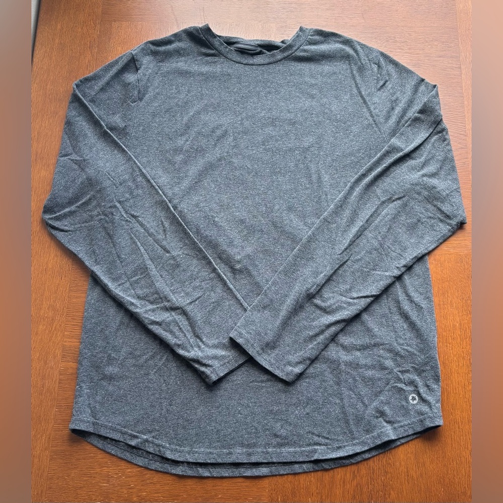 LAIRD Men's Long Sleeve in Charcoal Gray